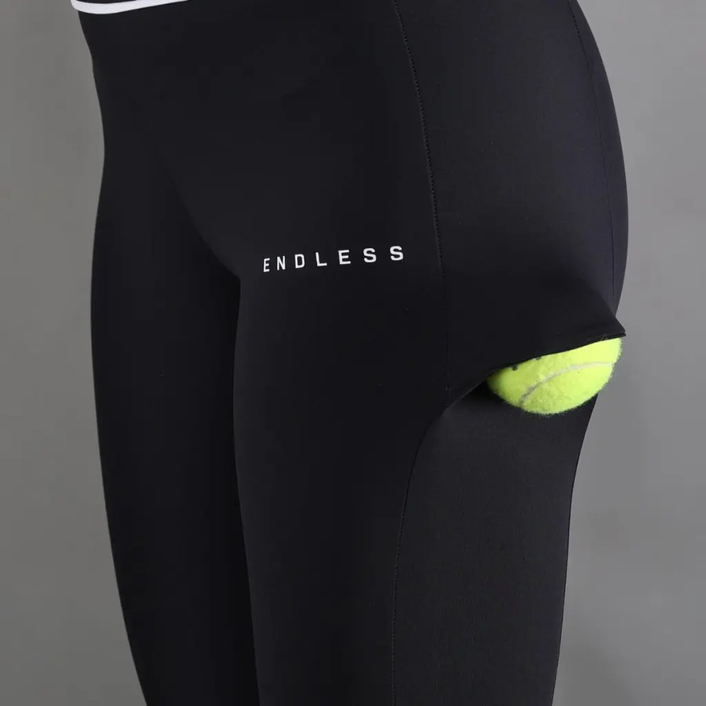 mallas-vanity-pocket-black-white (2).webp